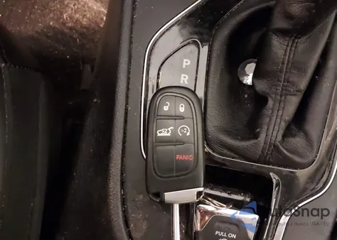 2019 Jeep Cherokee Limited 4X4 z USA, uszkodzony, nr VIN 1C4PJMDX0KD369513